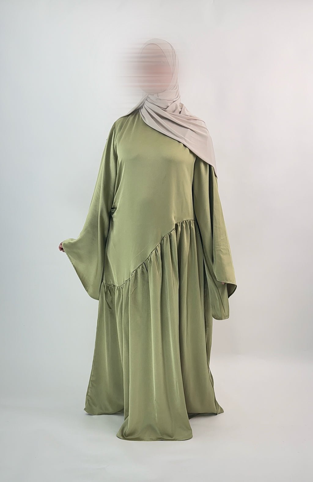 ROBE SATIN LEÏLA
